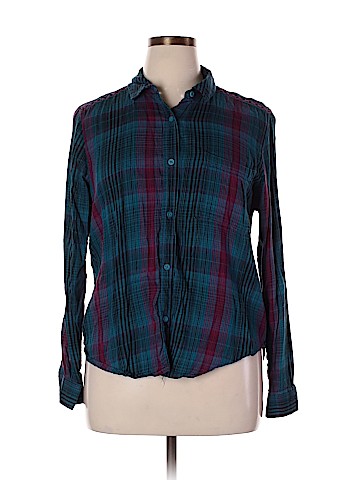Mudd Long Sleeve Button-Down Shirt (view 1)