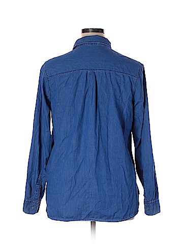 Old Navy Long Sleeve Button-Down Shirt (view 2)