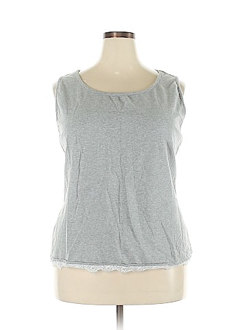 Fabletics Sleeveless T-Shirt (view 1)