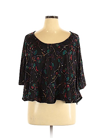 Xhilaration 3/4 Sleeve Top (view 1)