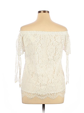 Assorted Brands Short Sleeve Blouse (view 2)