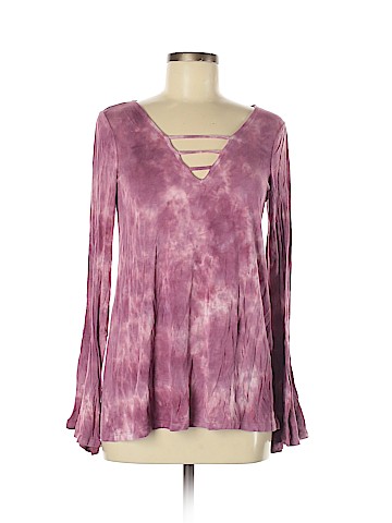 American Eagle Outfitters Long Sleeve Top (view 1)