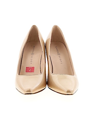 Karen Scott Heels (view 2)