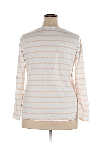 Old Navy Long Sleeve T-Shirt (view 2)