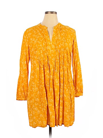 Old Navy Casual Dress (view 1)