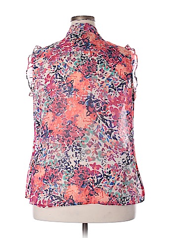 a.n.a. A New Approach Sleeveless Blouse (view 2)