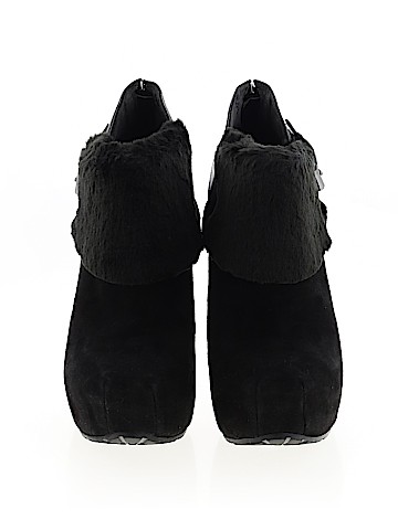 Guess Ankle Boots (view 2)