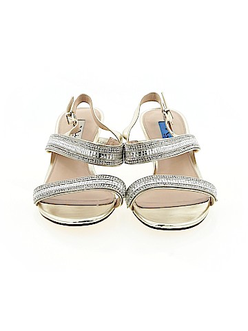 Nina Wedges (view 2)