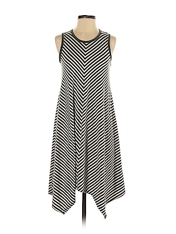 Mossimo Casual Dress (view 1)