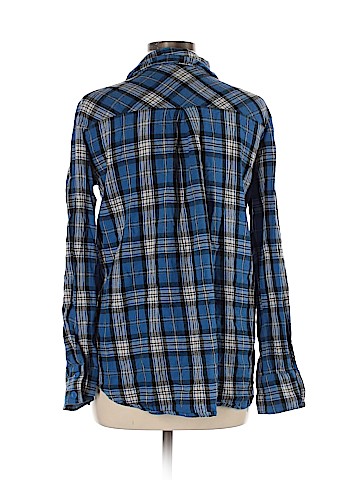 Forever 21 Long Sleeve Button-Down Shirt (view 2)