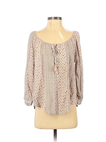 American Eagle Outfitters 3/4 Sleeve Blouse (view 1)