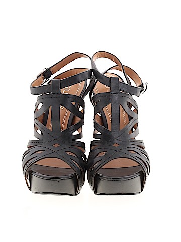 Guess Heels (view 2)