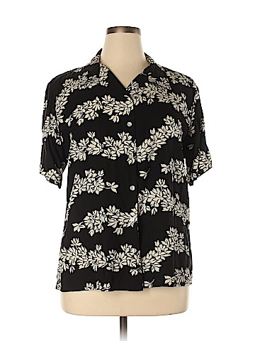 Sportif Short Sleeve Blouse (view 1)