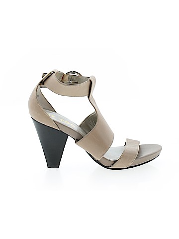 Me Too Heels (view 1)