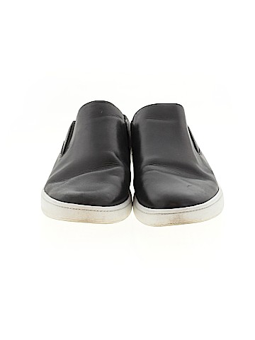 Vince. Flats (view 2)