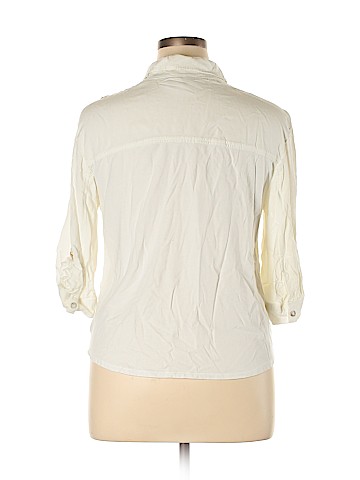 A New Day 3/4 Sleeve Button-Down Shirt (view 2)