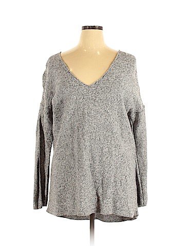 Old Navy Pullover Sweater (view 1)