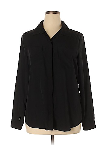 Old Navy Long Sleeve Button-Down Shirt (view 1)