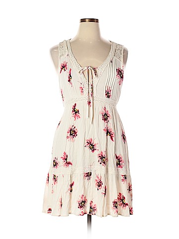 Xhilaration Casual Dress (view 1)