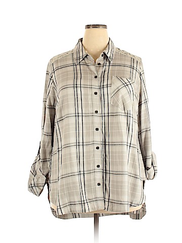 Lane Bryant Long Sleeve Button-Down Shirt (view 1)