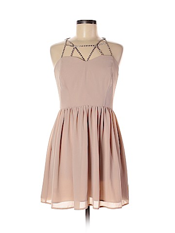 Forever 21 Casual Dress (view 1)
