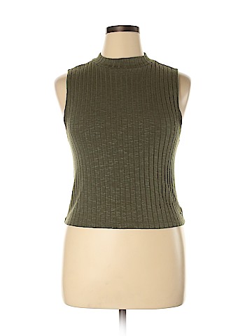 American Eagle Outfitters Sleeveless Top (view 1)