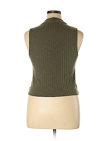 American Eagle Outfitters Sleeveless Top (view 2)