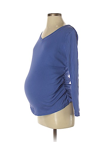 Liz Lange Maternity Long Sleeve T-Shirt (view 1)