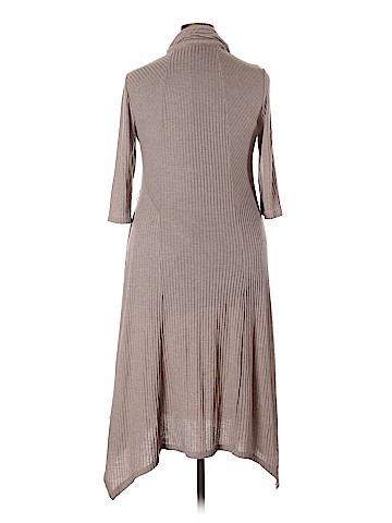 Amanda Lane Casual Dress (view 2)