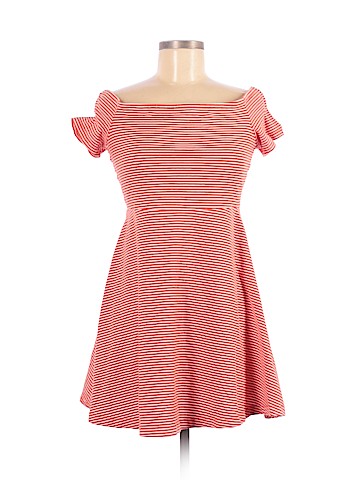 Old Navy Casual Dress (view 1)