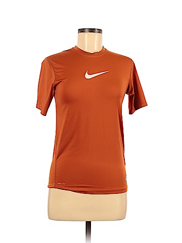 Nike Active T-Shirt (view 1)