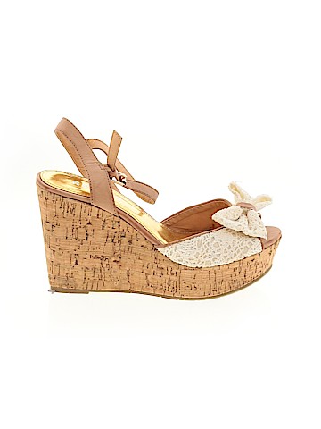 REPORT Wedges (view 1)