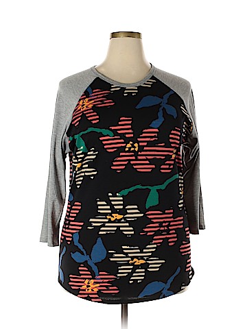 Lularoe 3/4 Sleeve T-Shirt (view 1)