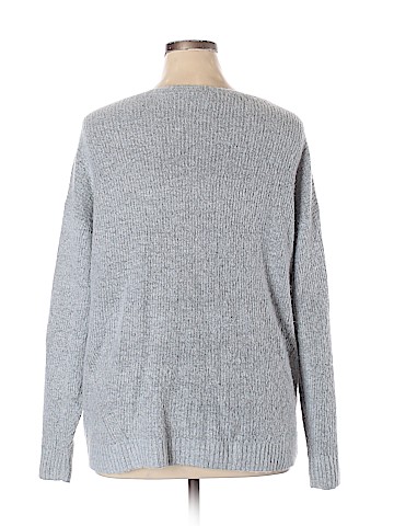 Old Navy Pullover Sweater (view 2)