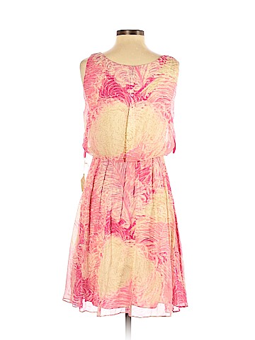 Urban Outfitters Casual Dress (view 2)