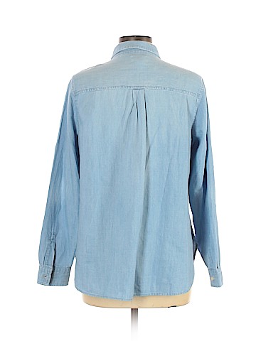 Old Navy - Maternity Long Sleeve Button-Down Shirt (view 2)