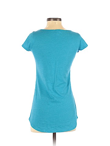 Delia's Short Sleeve T-Shirt (view 2)