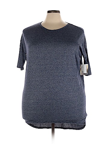 Lularoe Short Sleeve T-Shirt (view 1)