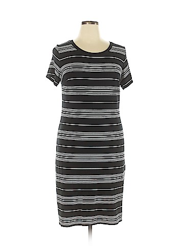 Ava & Viv Casual Dress (view 1)