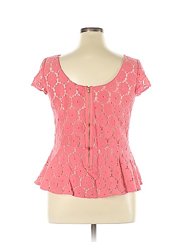 Xhilaration Short Sleeve Blouse (view 2)