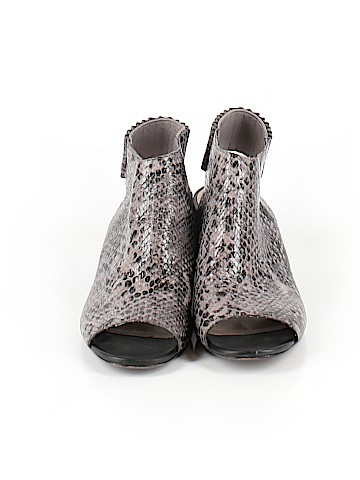 Clarks Heels (view 2)