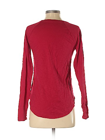 Hollister Long Sleeve T-Shirt (view 2)