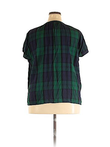 Old Navy Short Sleeve Button-Down Shirt (view 2)