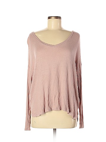 American Eagle Outfitters Pullover Sweater (view 1)