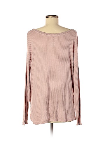 American Eagle Outfitters Pullover Sweater (view 2)