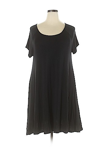 Old Navy Casual Dress (view 1)