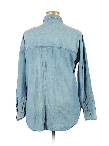 Old Navy Long Sleeve Button-Down Shirt (view 2)