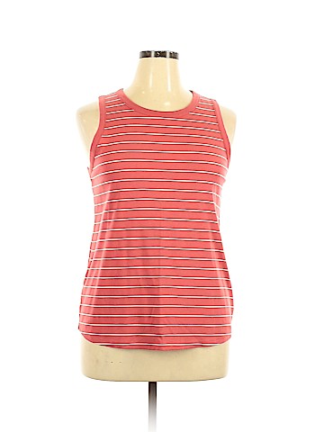 Old Navy Sleeveless T-Shirt (view 1)
