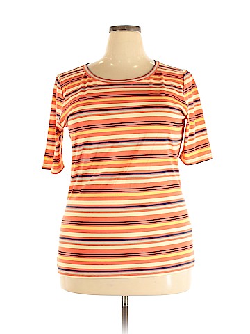 Lularoe Short Sleeve T-Shirt (view 1)