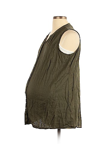 Liz Lange Maternity Sleeveless Button-Down Shirt (view 1)